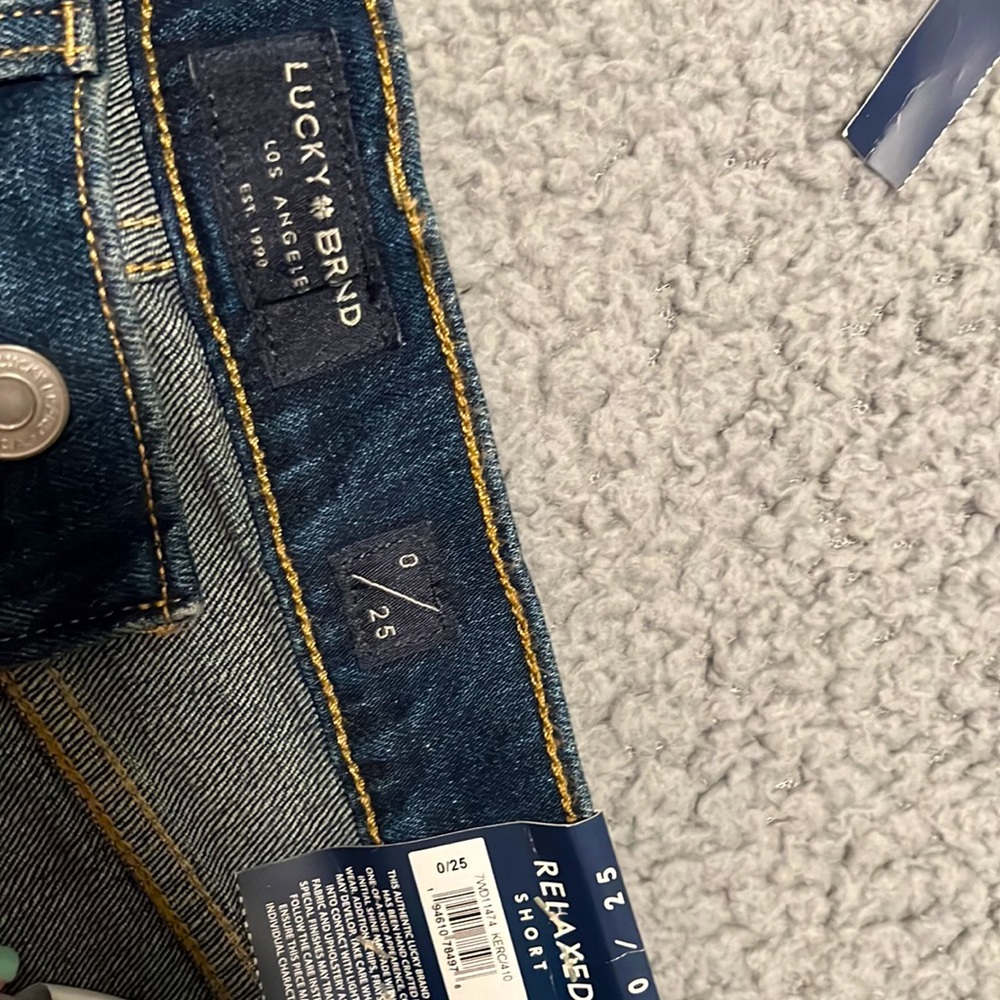 Lucky Brand jean shorts - Picture 2 of 4